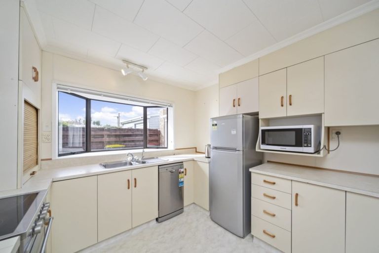 Photo of property in 6a Cornwall Street, Brooklands, New Plymouth, 4310