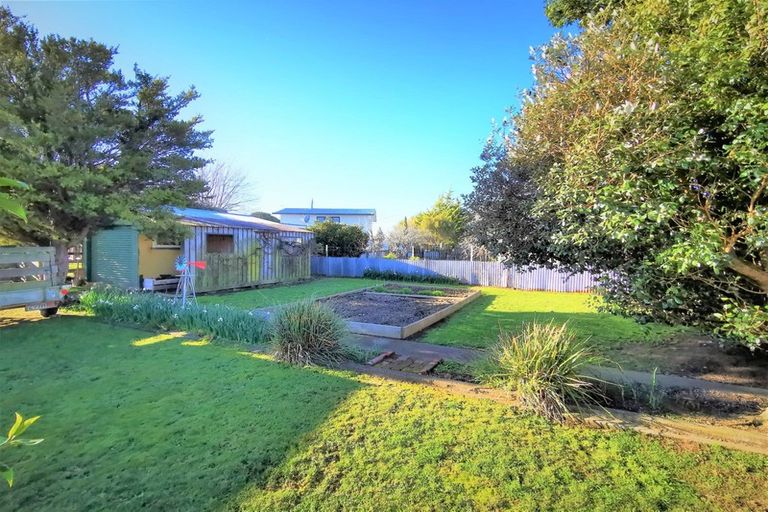 Photo of property in 73 Barraud Street, Dannevirke, 4930