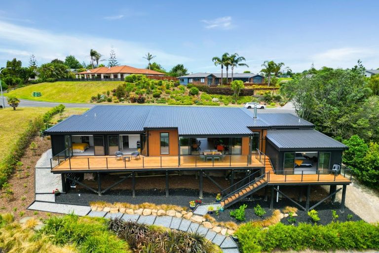 Photo of property in 62 Rarere Terrace, Kerikeri, 0230