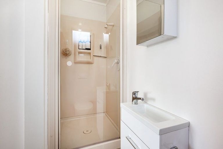 Photo of property in 8 Outram Grove, Kelson, Lower Hutt, 5010