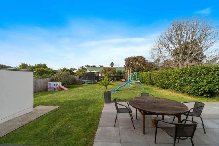 Photo of property in 19 Tapu Road, Huapai, Kumeu, 0810
