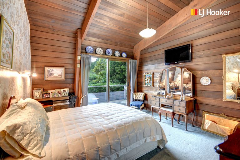 Photo of property in 4 Barling Street, Macandrew Bay, Dunedin, 9014