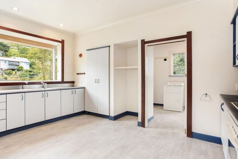 Photo of property in 3 Ripon Street, Lyttelton, 8082