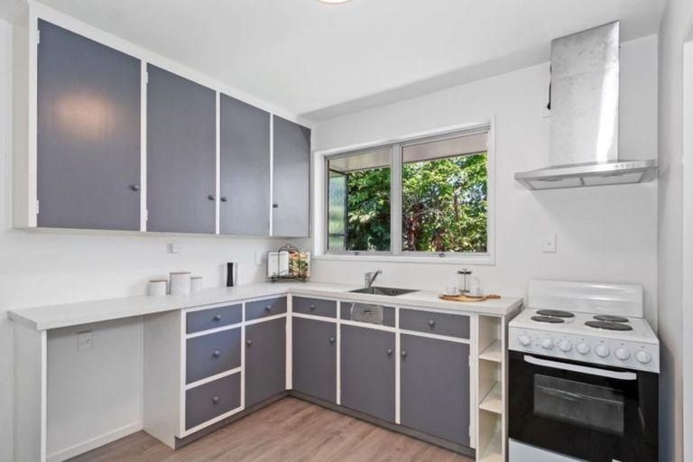 Photo of property in 259a Fifield Terrace, Opawa, Christchurch, 8023