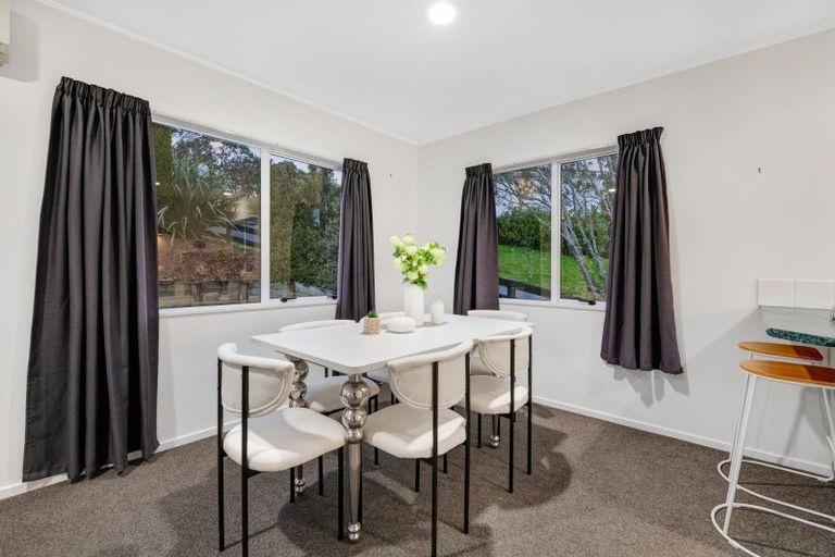 Photo of property in 1 Weka Close, Red Beach, 0932