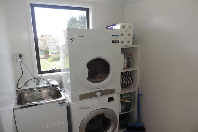 Photo of property in 27 Kimihia Road, Huntly, 3700