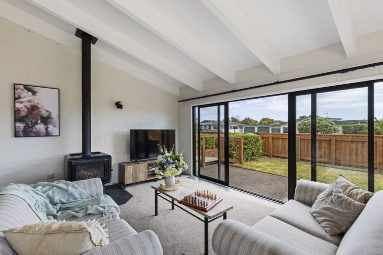 Photo of property in 19 Mangati Road, Bell Block, New Plymouth, 4312