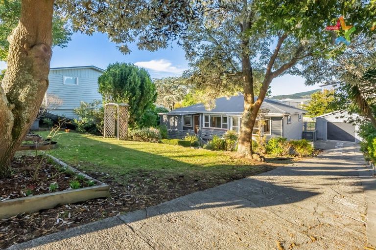 Photo of property in 41 Margaret Road, Raumati Beach, Paraparaumu, 5032