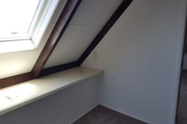 Photo of property in 1/47 Centorian Drive, Windsor Park, Auckland, 0632