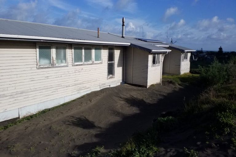 Photo of property in 58 Lee Street, Castlecliff, Whanganui, 4501