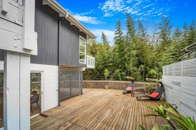 Photo of property in 18 Archers Road, Glenfield, Auckland, 0629