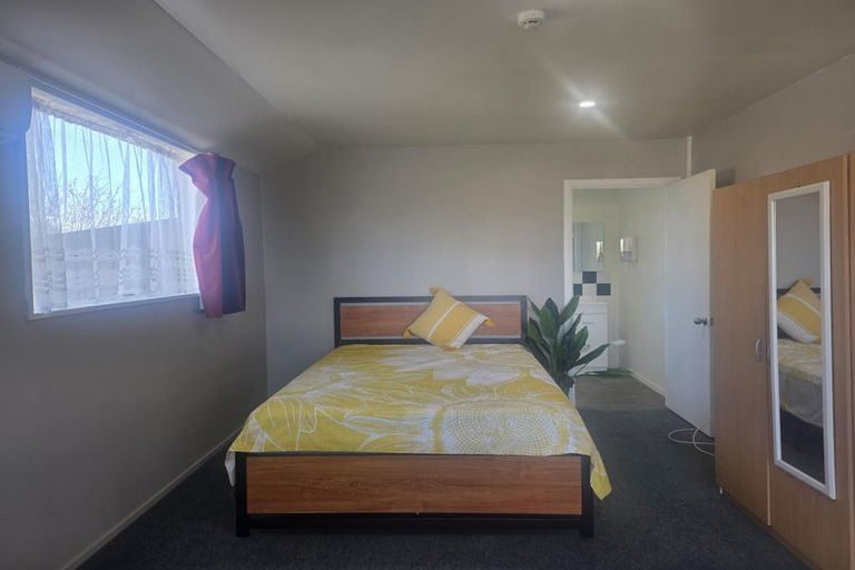 Photo of property in 287c Riccarton Road, Upper Riccarton, Christchurch, 8041