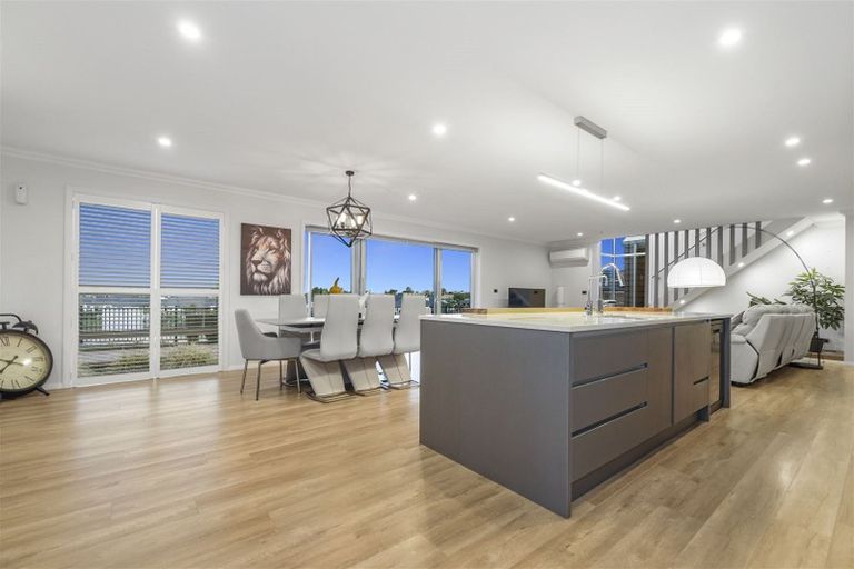 Photo of property in 15 Kemble Place, Flagstaff, Hamilton, 3210