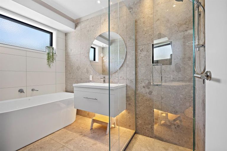 Photo of property in 25 Nobilo Road, Kumeu, 0810