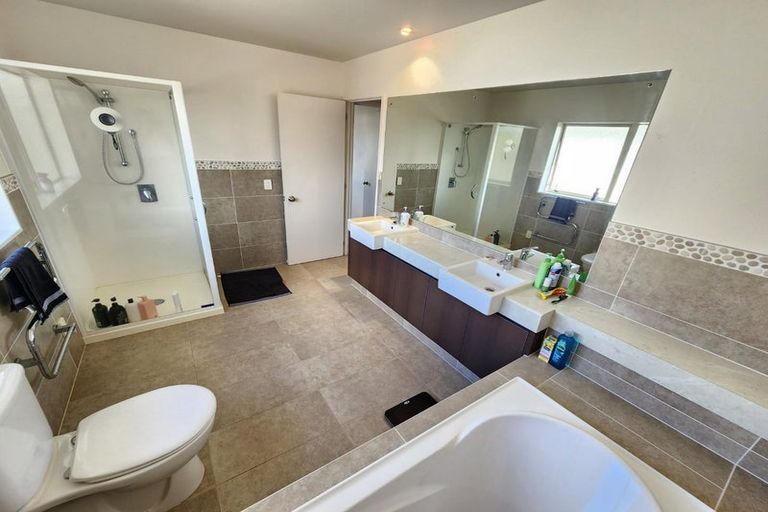 Photo of property in 9 Wawatai Drive, Karaka, Papakura, 2113