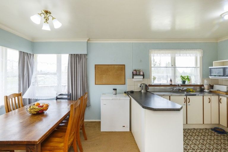 Photo of property in 53 Highbury Avenue, Highbury, Palmerston North, 4412