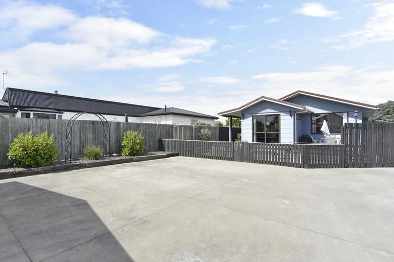 Photo of property in 41 Ottawa Road, Wainoni, Christchurch, 8061