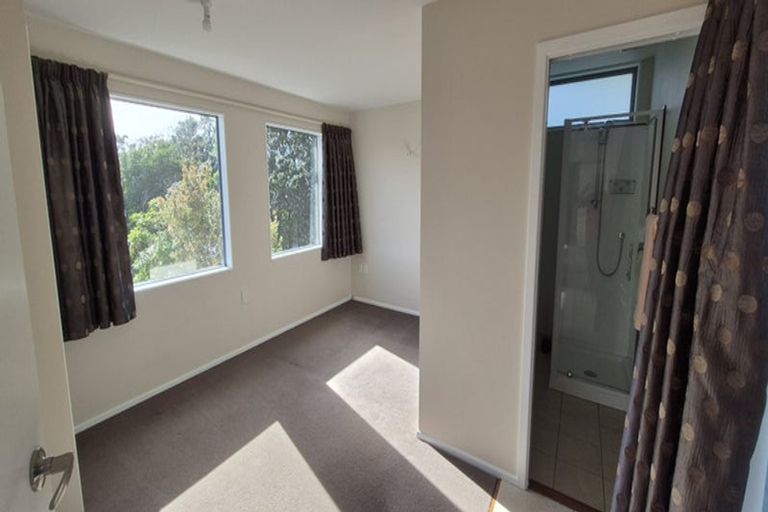 Photo of property in 52 Monaghan Avenue, Karori, Wellington, 6012
