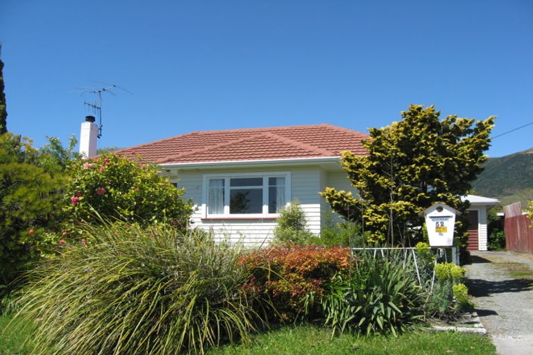 Photo of property in 52 Manson Avenue, Stoke, Nelson, 7011