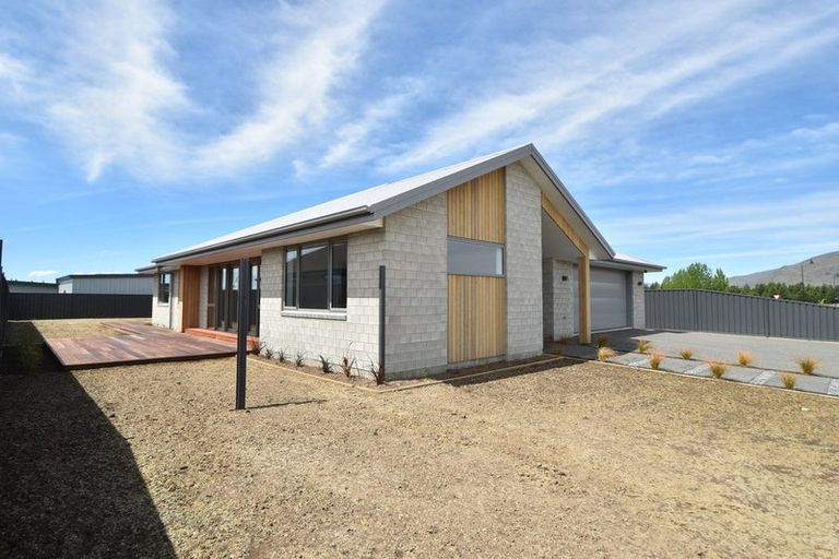 Photo of property in 41 Lakeland Avenue, Twizel, 7901
