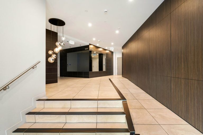 Photo of property in Pinnacle Apartments, E906/160 Victoria Street, Te Aro, Wellington, 6011