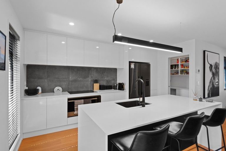 Photo of property in 19 Henrietta Street, Marshland, Christchurch, 8083