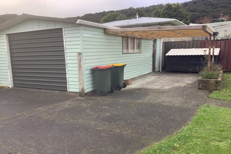 Photo of property in 46 Meremere Street, Wainuiomata, Lower Hutt, 5014