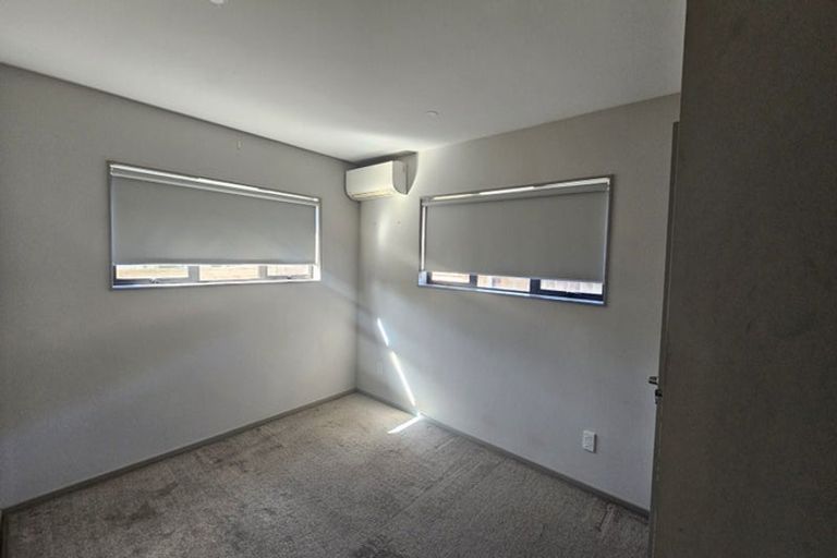 Photo of property in 7 View Road, Mangere, Auckland, 2022