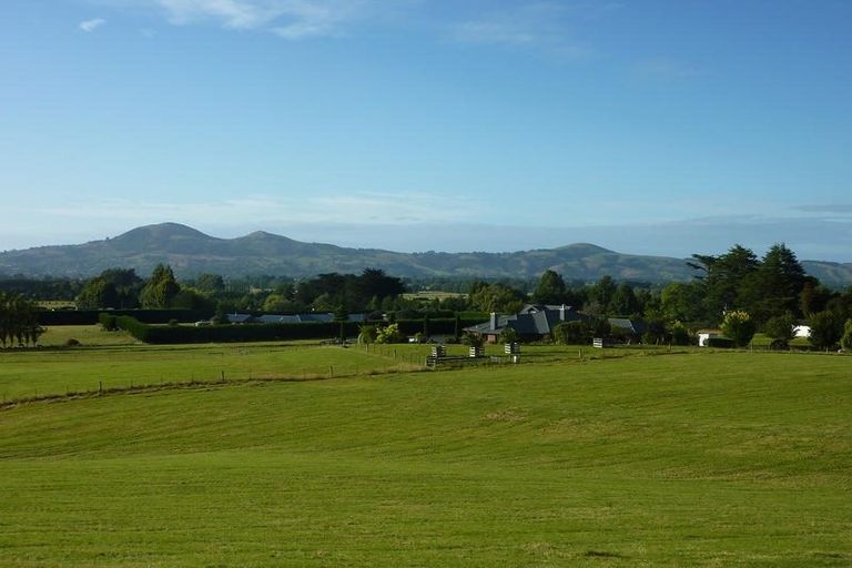 Photo of property in 18 Tirohanga Road, North Taieri, Mosgiel, 9092