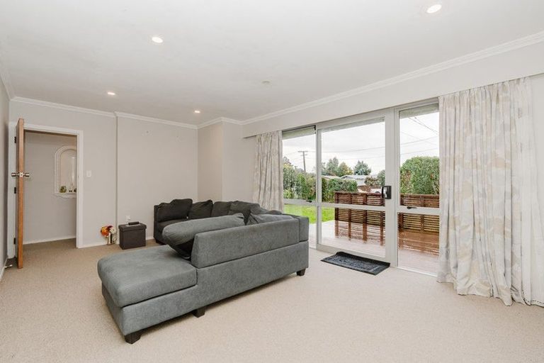 Photo of property in 14 Pryce Place, Silverdale, Hamilton, 3216