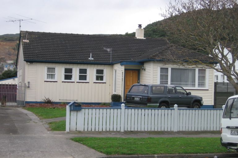 Photo of property in 105 Molesworth Street, Taita, Lower Hutt, 5011