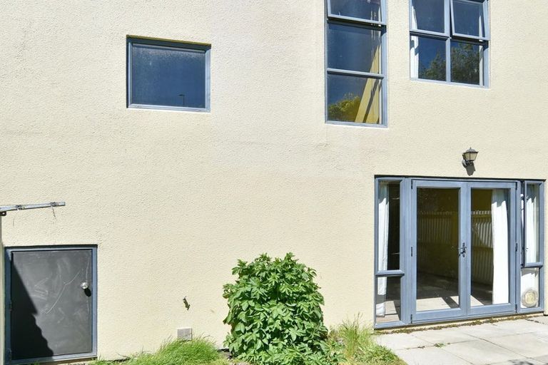 Photo of property in 5/25 Grove Road, Addington, Christchurch, 8024