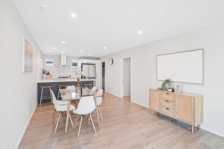 Photo of property in 16 Forge Close, Halswell, Christchurch, 8025