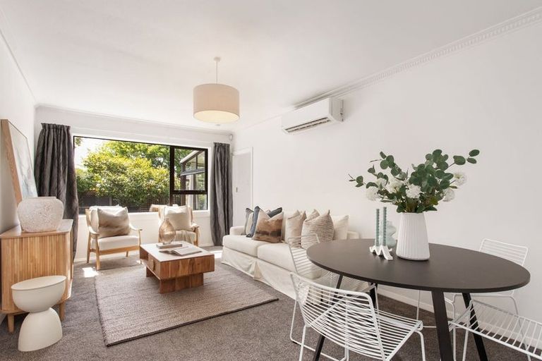 Photo of property in 92a Memorial Avenue, Ilam, Christchurch, 8053