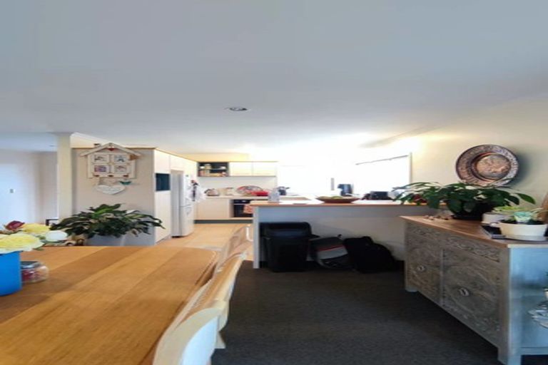 Photo of property in 3 Lantern Court, Henderson, Auckland, 0612