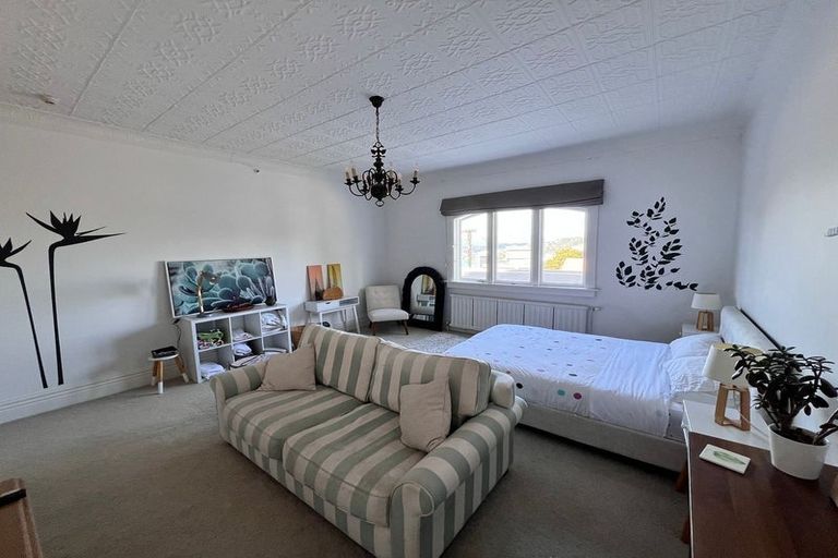 Photo of property in 8 Central Terrace, Kelburn, Wellington, 6012