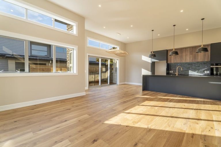 Photo of property in 24 Farnworth Terrace, Churton Park, Wellington, 6037