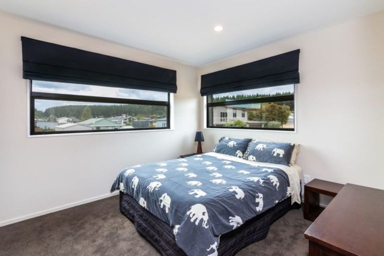 Photo of property in 37 Parekaawa Drive, Motuoapa, 3382