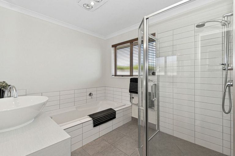 Photo of property in 5 Galahad Court, Rototuna North, Hamilton, 3210