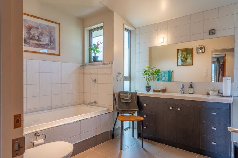 Photo of property in 2254a Mouse Point Road, Leslie Hills, 7395