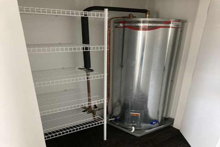 Photo of property in 7 Albatross Lane, Welcome Bay, Tauranga, 3112