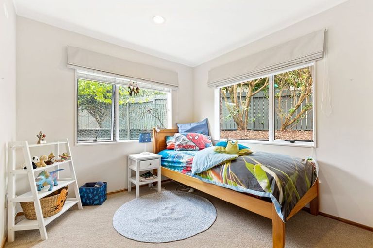 Photo of property in 6 Horizon Way, West Harbour, Auckland, 0618