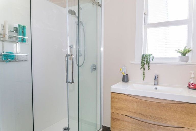 Photo of property in 71 Barraud Street, Dannevirke, 4930