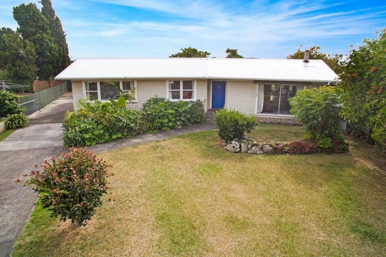 Photo of property in 14 Winston Street, Tikipunga, Whangarei, 0112