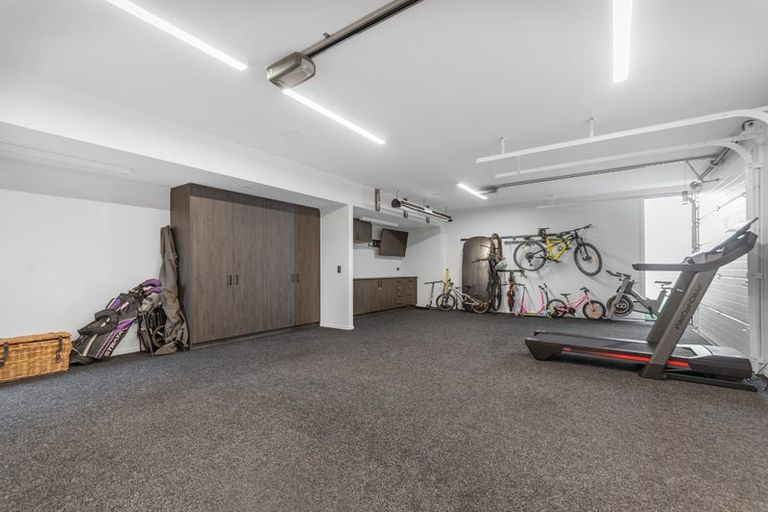 Photo of property in 18 Ruapani Street, Marshland, Christchurch, 8083