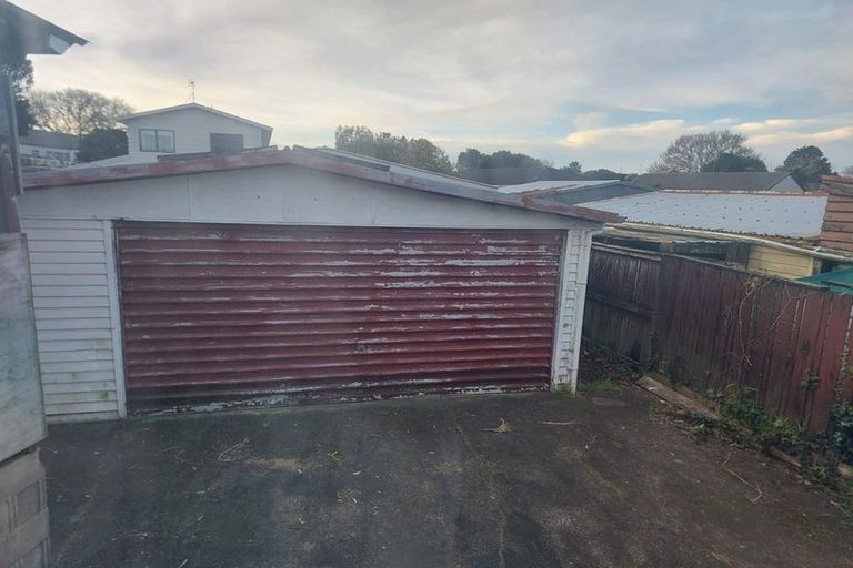 Photo of property in 15 Ribot Place, Randwick Park, Auckland, 2105