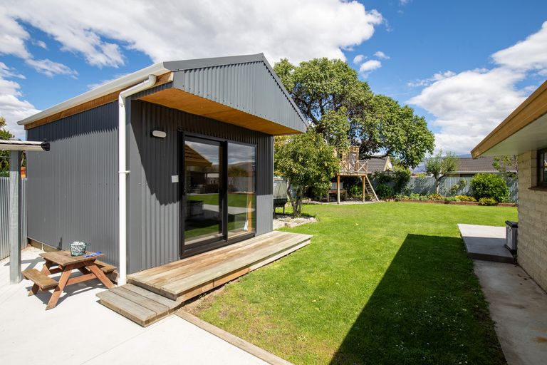 Photo of property in 42 Kenmare Street, Alexandra, 9320