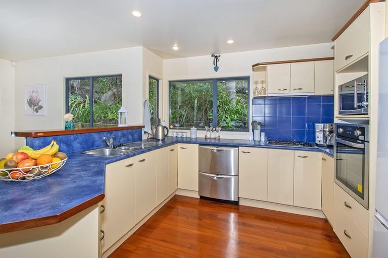Photo of property in 92 Ngahere Drive, Horahora, Whangarei, 0110