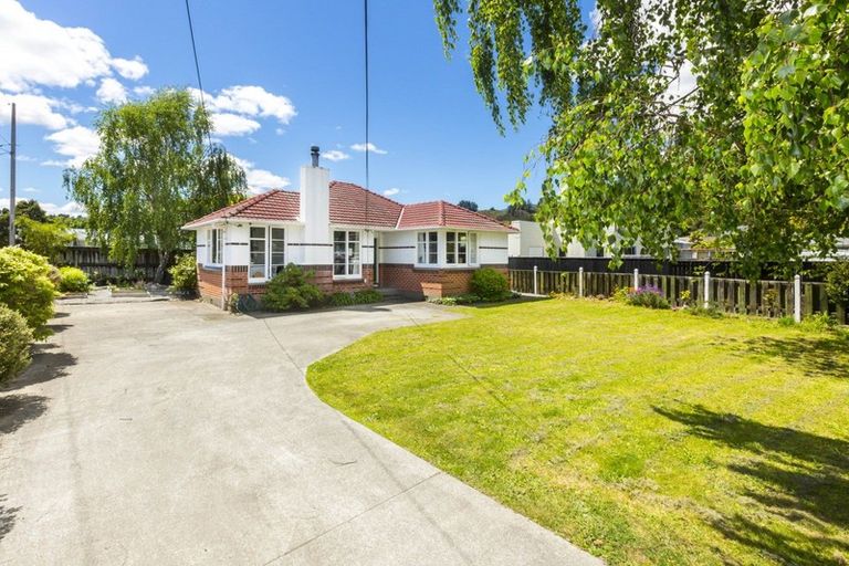 Photo of property in 7 Mangaroa Hill Road, Maoribank, Upper Hutt, 5018