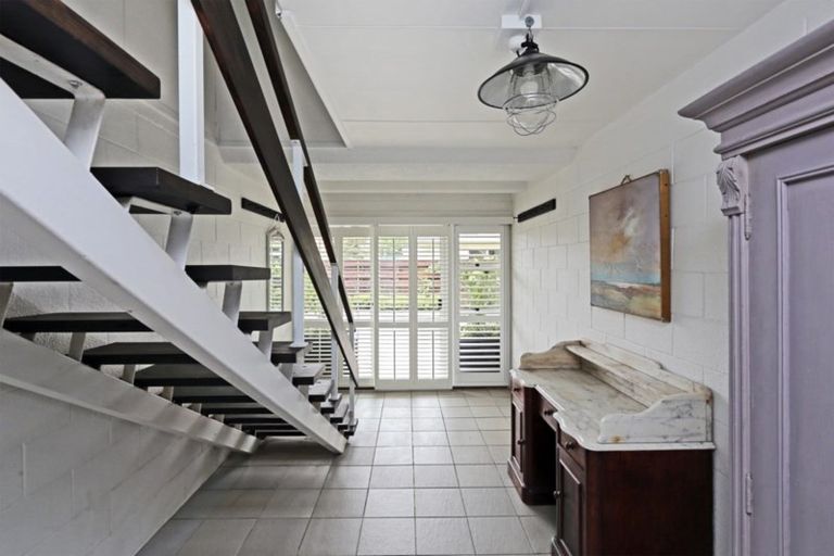 Photo of property in 2/205 Knight Street, Hastings, 4122